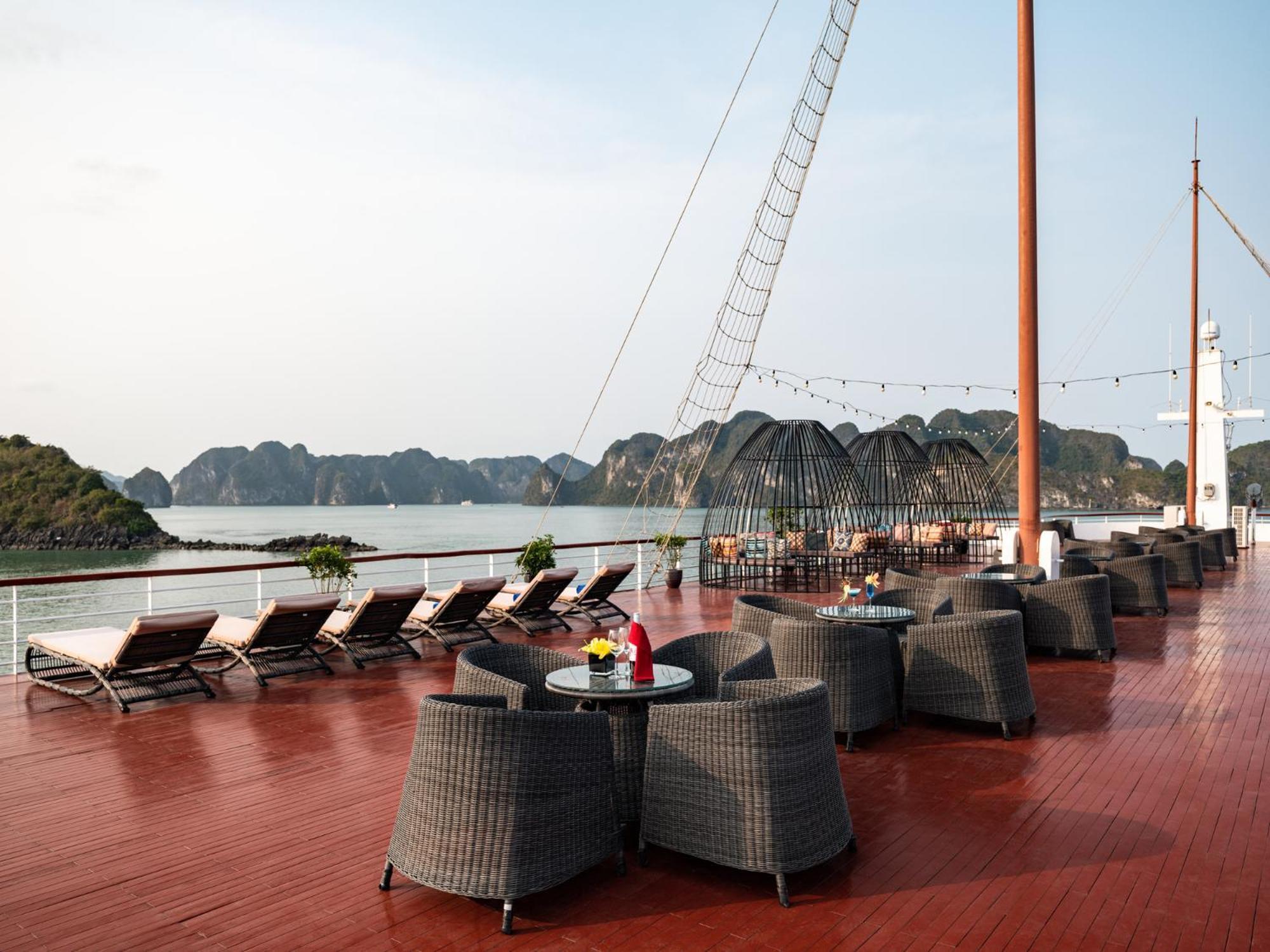 Hôtel Aqua Of The Seas Cruise Halong à Hạ Long Extérieur photo